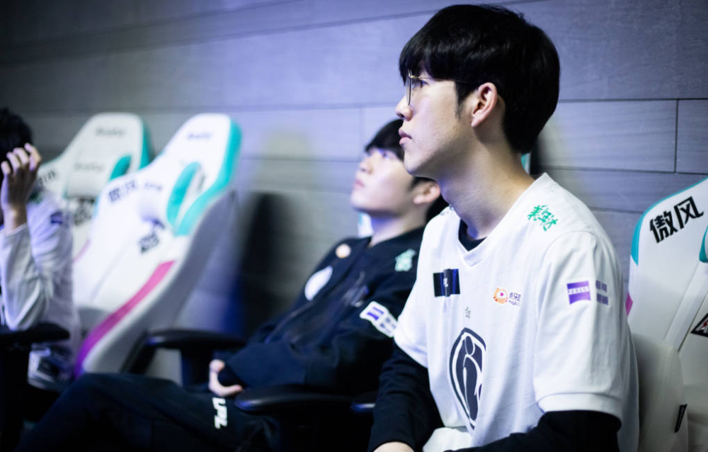 展打下坚实 展打下坚实