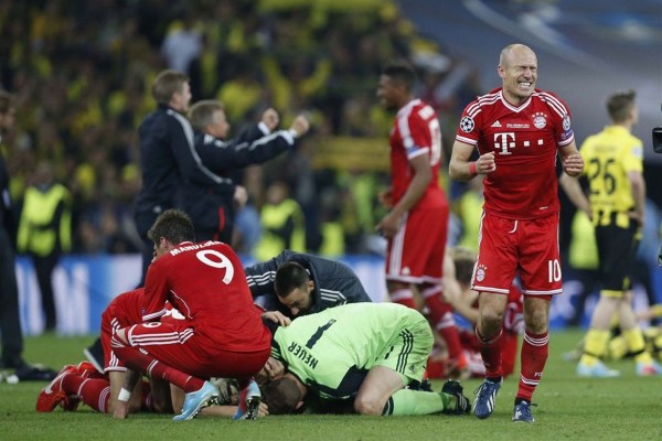 与足球成就 与足球成就