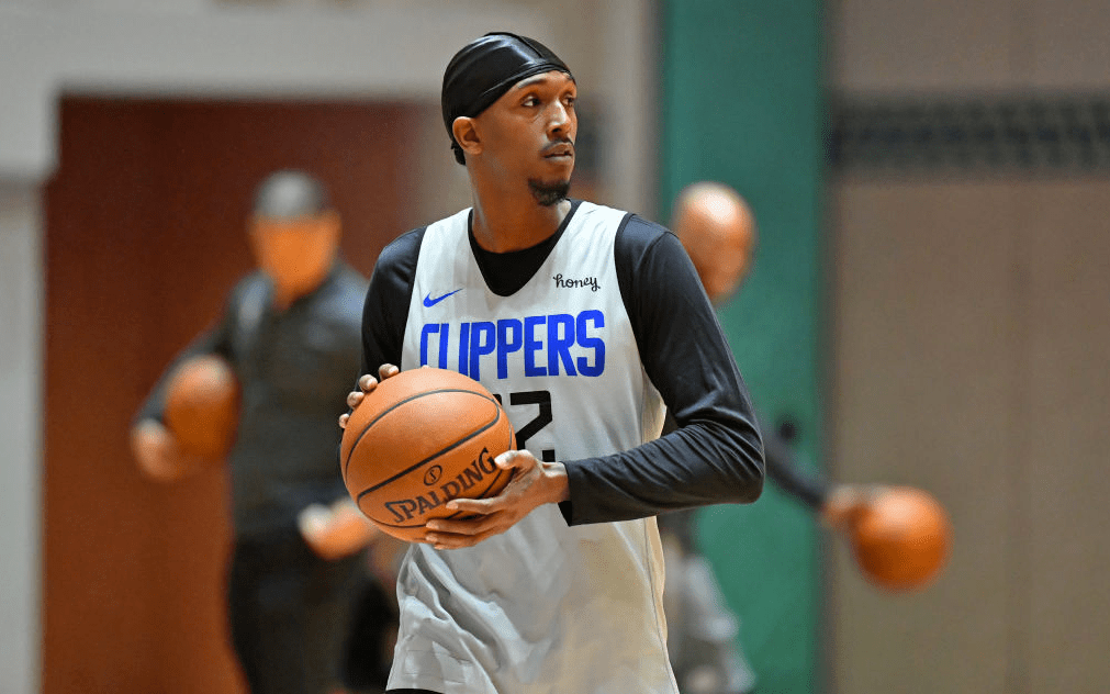 补射破门 补射破门